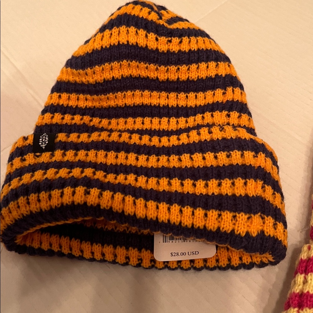 Free People Beanie Hat - Picture 3 of 3